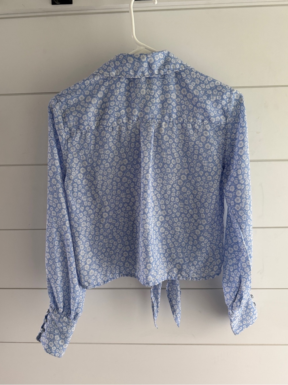 Abercrombie & Fitch Light Blue Floral Tie-Front Blouse, Size XS - Picture 3 of 8